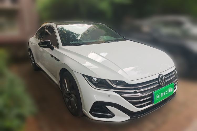 Used Volkswagen FAW-Volkswagen CC 2021 380TSI Striking Edition Front Right 45 Deg