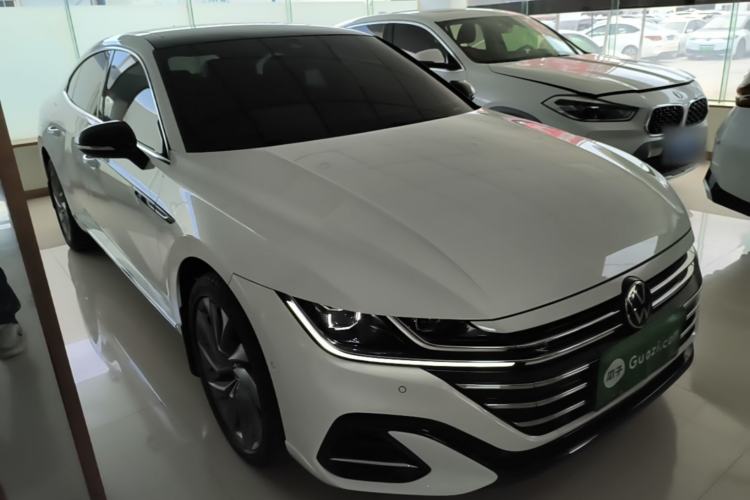 Used Volkswagen FAW-Volkswagen CC 2021 380TSI Striking Edition Front Right 45 Deg