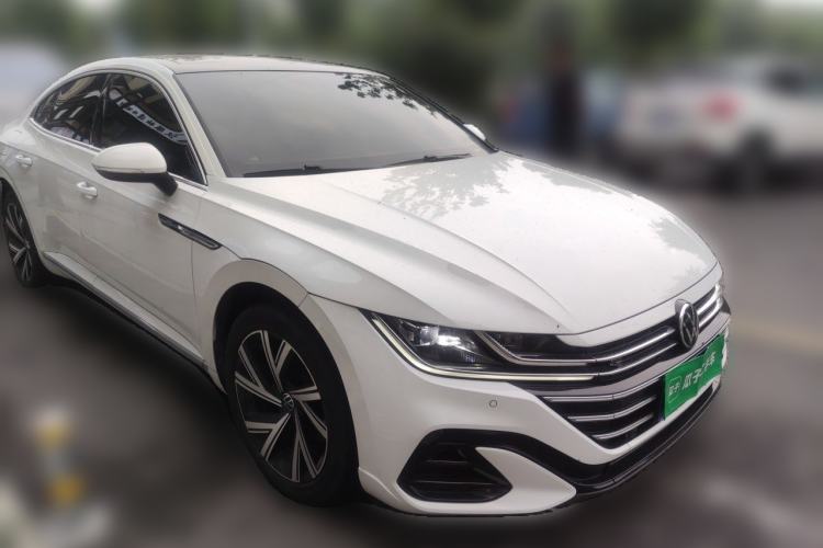 Used Volkswagen FAW-Volkswagen CC 2021 330TSI Ignite Edition Front Right 45 Deg