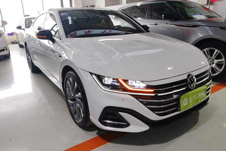 Used Volkswagen FAW-Volkswagen CC 2021 380TSI Striking Edition Front Right 45 Deg