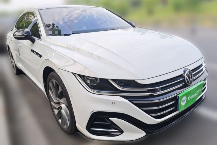 Used Volkswagen FAW-Volkswagen CC 2021 380TSI Striking Edition Front Right 45 Deg
