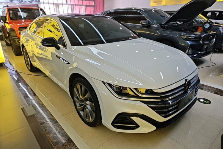 Used Volkswagen FAW-Volkswagen CC 2021 380TSI Striking Edition Front Right 45 Deg
