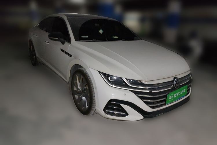Used Volkswagen FAW-Volkswagen CC 2021 380TSI Striking Edition Front Right 45 Deg