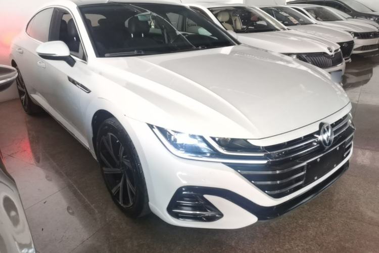 Used Volkswagen FAW-Volkswagen CC 2021 330TSI Ignite Edition Front Right 45 Deg
