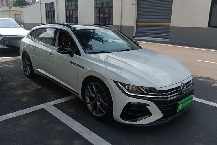 Used Volkswagen FAW-Volkswagen CC 2021 Estate Car 380TSI Vizion Edition Front Right 45 Deg