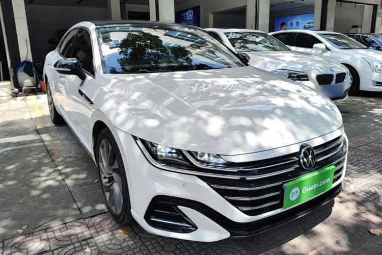 Used Volkswagen FAW-Volkswagen CC 2021 380TSI Striking Edition Front Right 45 Deg