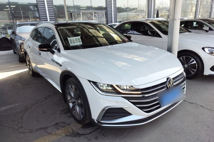 Used Volkswagen FAW-Volkswagen CC 2021 Estate Vehicle 380TSI Vizzion Edition Front Right 45 Deg
