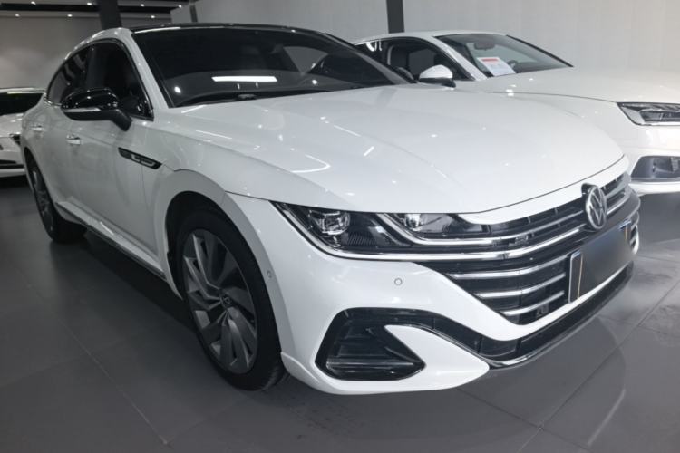 Used Volkswagen FAW-Volkswagen CC 2021 380TSI Striking Edition Front Right 45 Deg