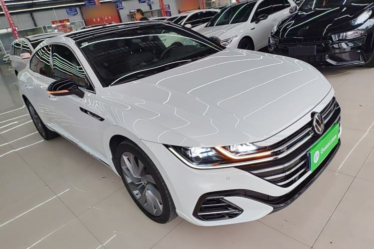 Used Volkswagen FAW-Volkswagen CC 2021 380TSI Striking Edition Front Right 45 Deg