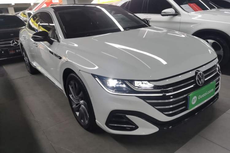 Used Volkswagen FAW-Volkswagen CC 2021 380TSI Striking Edition Front Right 45 Deg