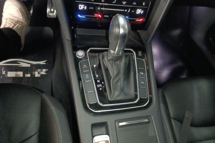 Used Volkswagen FAW-Volkswagen CC 2021 380TSI Striking Edition Gear Lever