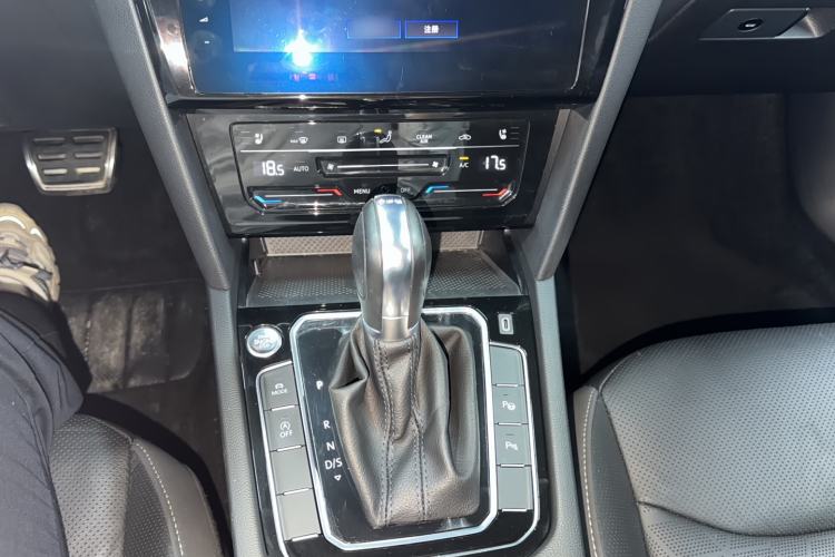 Used Volkswagen FAW-Volkswagen CC 2021 Estate Car 380TSI Vizion Edition Gear Lever