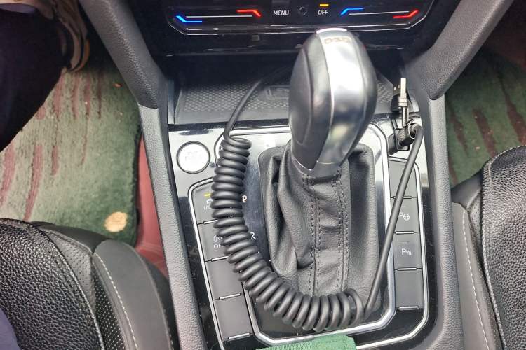 Used Volkswagen FAW-Volkswagen CC 2021 Estate Car 380TSI Vizion Edition Gear Lever