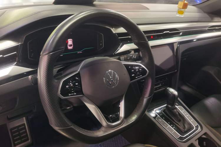 Used Volkswagen FAW-Volkswagen CC 2021 380TSI Striking Edition Gear Lever