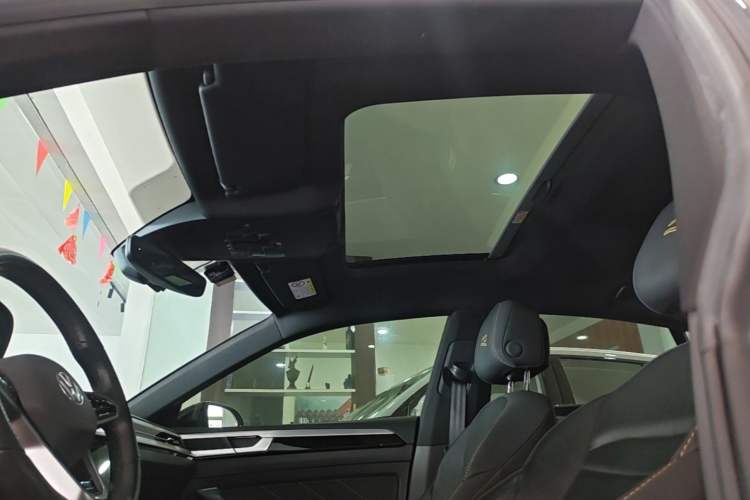 Used Volkswagen FAW-Volkswagen CC 2021 380TSI Striking Edition Headliner