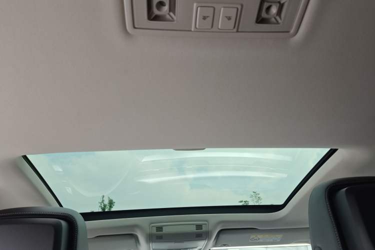 Used Volkswagen FAW-Volkswagen CC 2021 380TSI Striking Edition Headliner