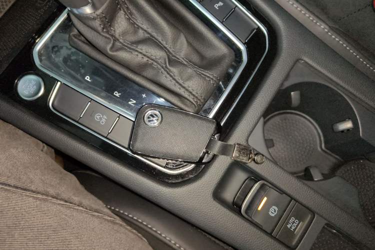 Used Volkswagen FAW-Volkswagen CC 2021 330TSI Ignite Edition Interior 1
