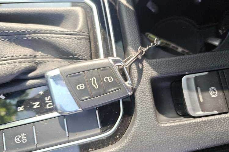 Used Volkswagen FAW-Volkswagen CC 2021 380TSI Striking Edition Interior 1