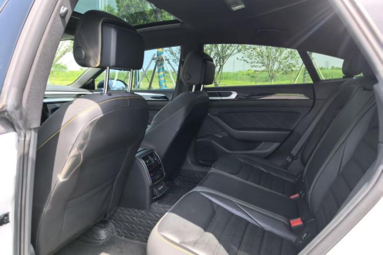 Used Volkswagen FAW-Volkswagen CC 2021 380TSI Striking Edition Interior 2