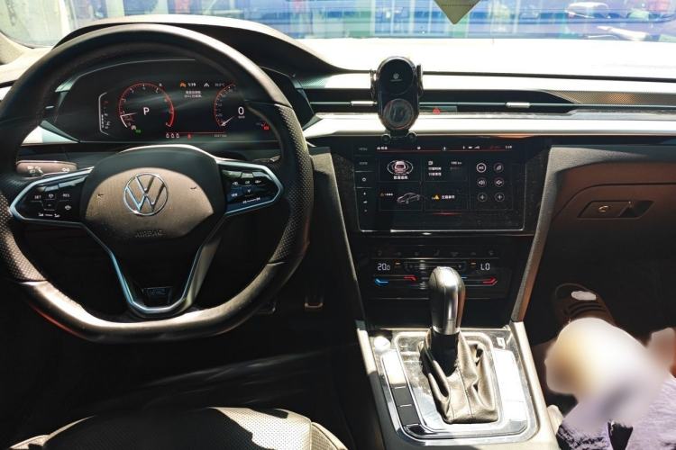 Used Volkswagen FAW-Volkswagen CC 2021 380TSI Striking Edition Interior 2
