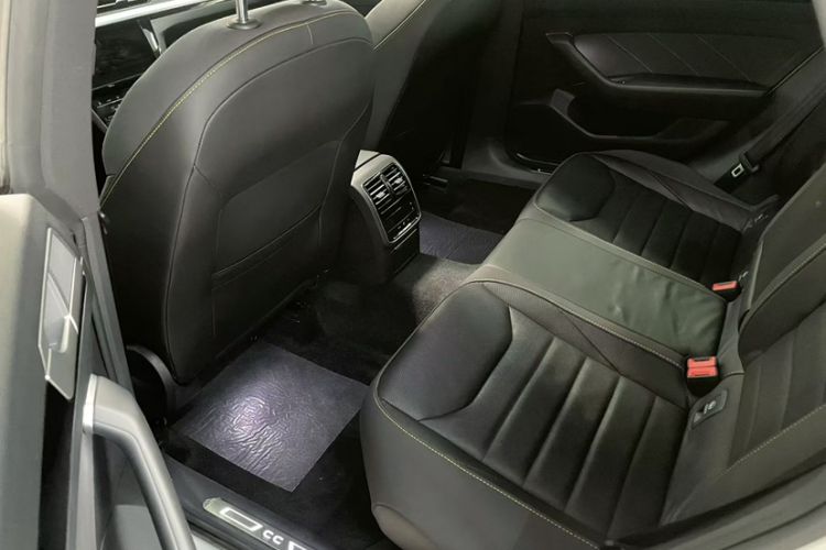 Used Volkswagen FAW-Volkswagen CC 2021 380TSI Striking Edition Interior 2