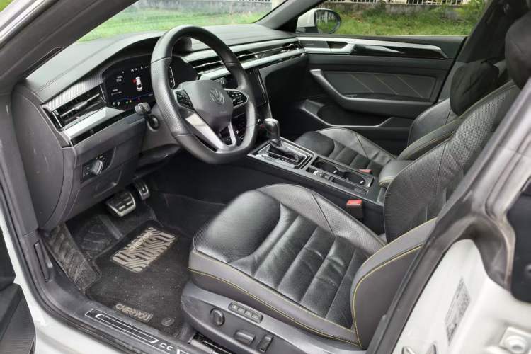 Used Volkswagen FAW-Volkswagen CC 2021 330TSI Launch Edition Interior 2