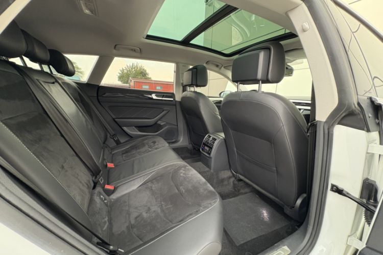 Used Volkswagen FAW-Volkswagen CC 2021 Estate Car 330TSI Hunter Vision Edition Interior 3