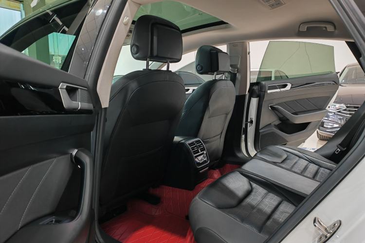 Used Volkswagen FAW-Volkswagen CC 2021 380TSI Striking Edition Interior 3