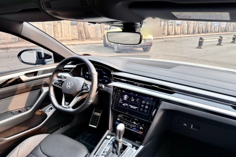Used Volkswagen FAW-Volkswagen CC 2021 380TSI Striking Edition Interior 3