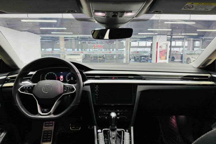 Used Volkswagen FAW-Volkswagen CC 2021 380TSI Striking Edition Interior 3
