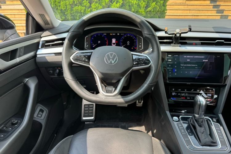 Used Volkswagen FAW-Volkswagen CC 2021 380TSI Striking Edition Interior 3