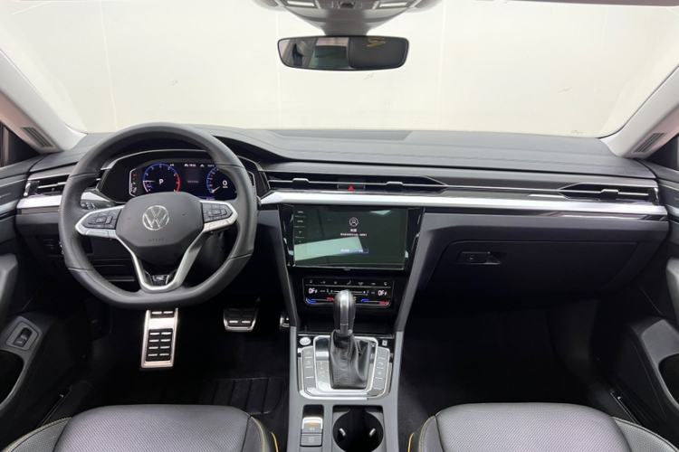 Used Volkswagen FAW-Volkswagen CC 2021 380TSI Brilliant Edition Interior 4