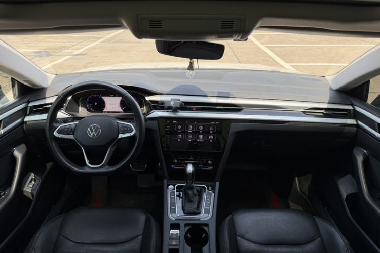 Used Volkswagen FAW-Volkswagen CC 2021 Estate Car 380TSI Vizion Edition Interior 4