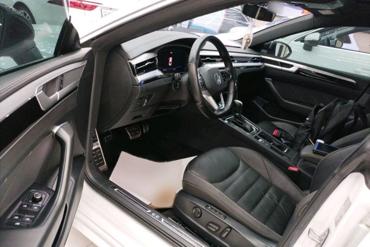 Used Volkswagen FAW-Volkswagen CC 2021 380TSI Striking Edition Interior 4