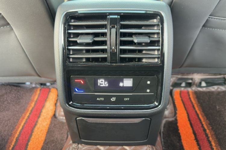Used Volkswagen FAW-Volkswagen CC 2021 380TSI Striking Edition Interior 4