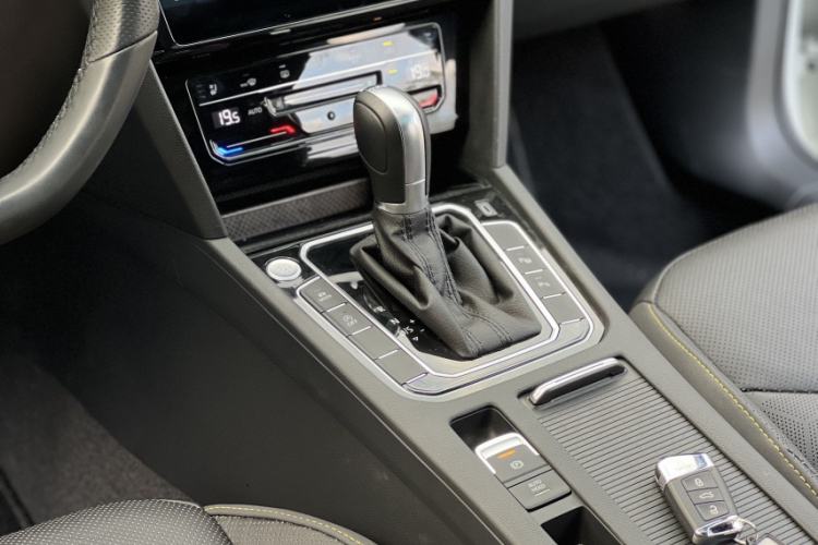 Used Volkswagen FAW-Volkswagen CC 2021 380TSI Striking Edition Interior 4