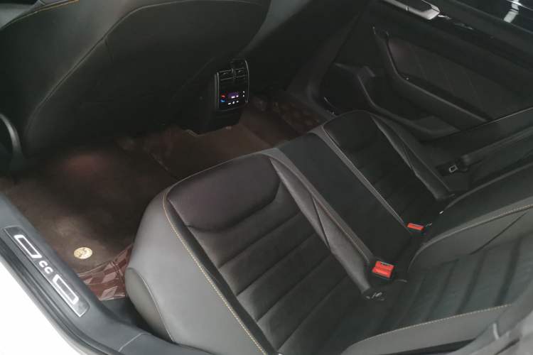 Used Volkswagen FAW-Volkswagen CC 2021 380TSI Striking Edition Interior 4