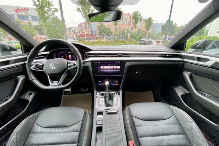 Used Volkswagen FAW-Volkswagen CC 2021 380TSI Striking Edition Interior 4
