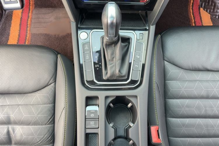 Used Volkswagen FAW-Volkswagen CC 2021 380TSI Striking Edition Interior 5
