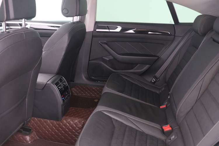 Used Volkswagen FAW-Volkswagen CC 2021 380TSI Striking Edition Interior 5