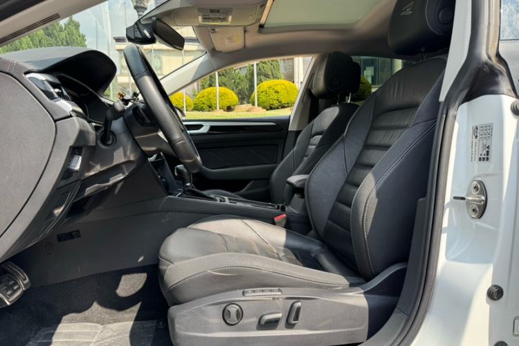 Used Volkswagen FAW-Volkswagen CC 2021 380TSI Striking Edition Interior 5