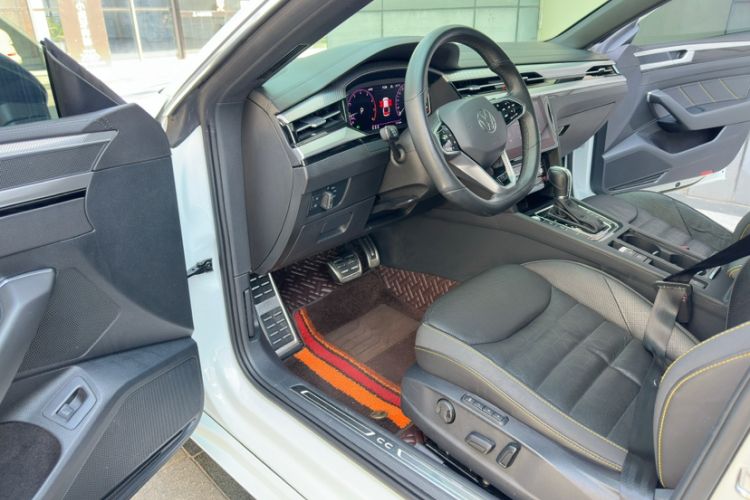 Used Volkswagen FAW-Volkswagen CC 2021 380TSI Striking Edition Interior 6
