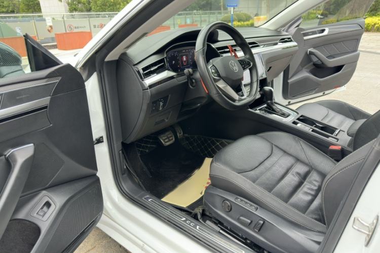 Used Volkswagen FAW-Volkswagen CC 2021 380TSI Striking Edition Interior 6