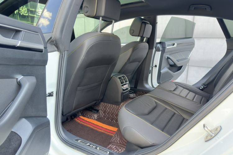 Used Volkswagen FAW-Volkswagen CC 2021 380TSI Striking Edition Interior 7