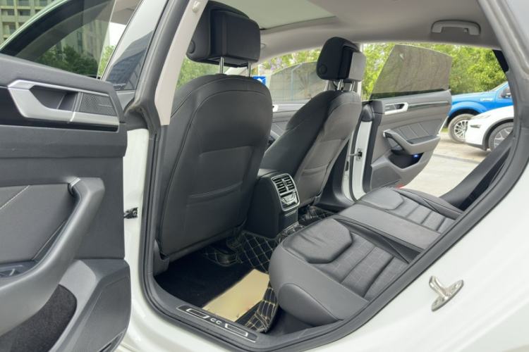 Used Volkswagen FAW-Volkswagen CC 2021 380TSI Striking Edition Interior 7