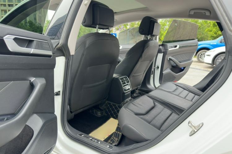 Used Volkswagen FAW-Volkswagen CC 2021 380TSI Striking Edition Interior 7