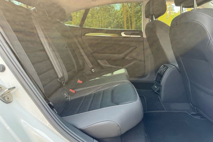 Used Volkswagen FAW-Volkswagen CC 2021 380TSI Striking Edition Interior 9
