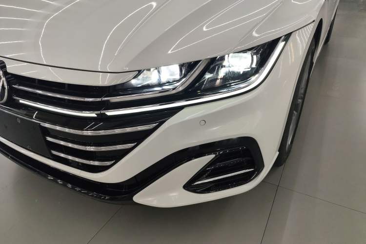Used Volkswagen FAW-Volkswagen CC 2021 380TSI Striking Edition Left Front Headlight