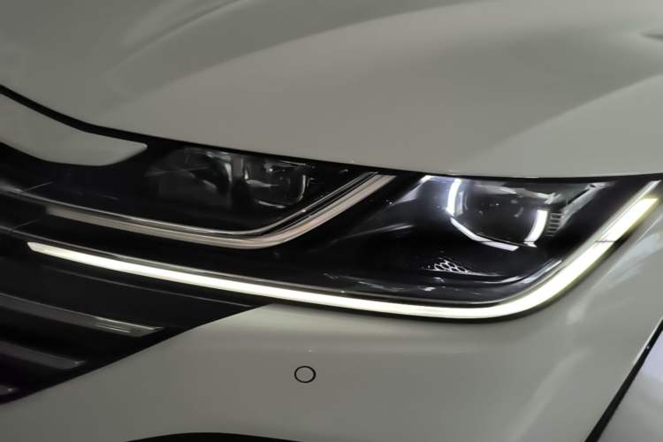 Used Volkswagen FAW-Volkswagen CC 2021 380TSI Striking Edition Left Front Headlight