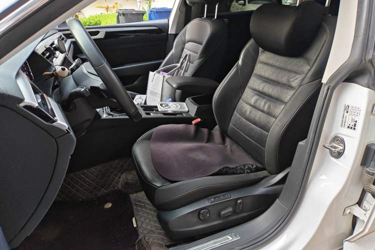 Used Volkswagen FAW-Volkswagen CC 2021 380TSI Striking Edition Left Front Seat